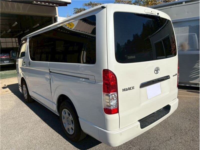 HIACE VAN