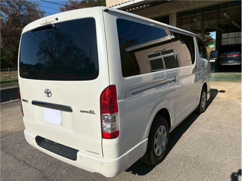HIACE VAN