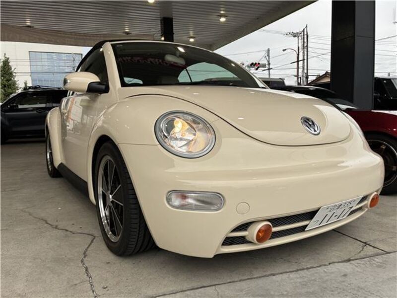 VOLKSWAGEN NEW BEETLE