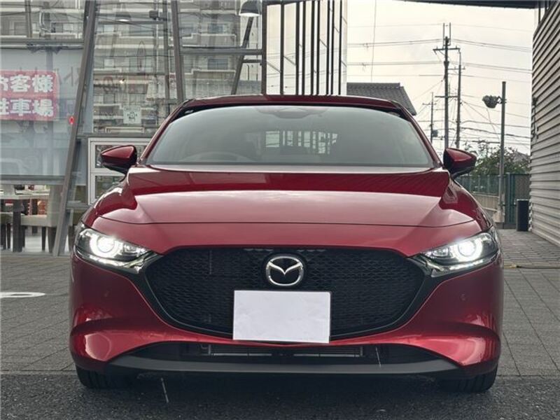 MAZDA3