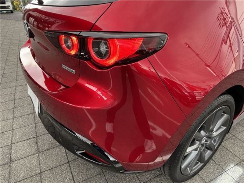 MAZDA3