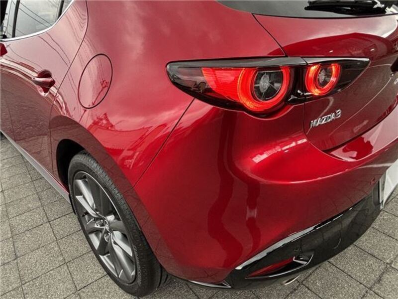MAZDA3