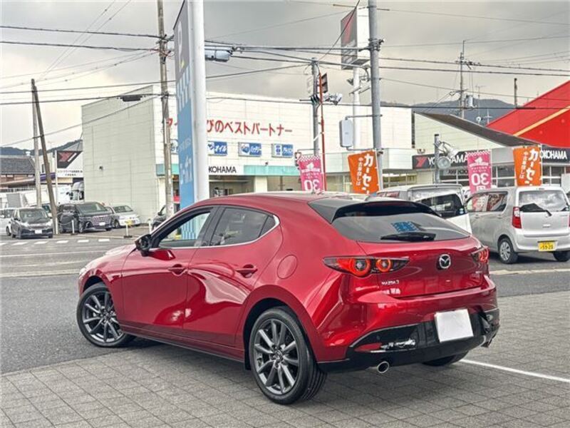 MAZDA3