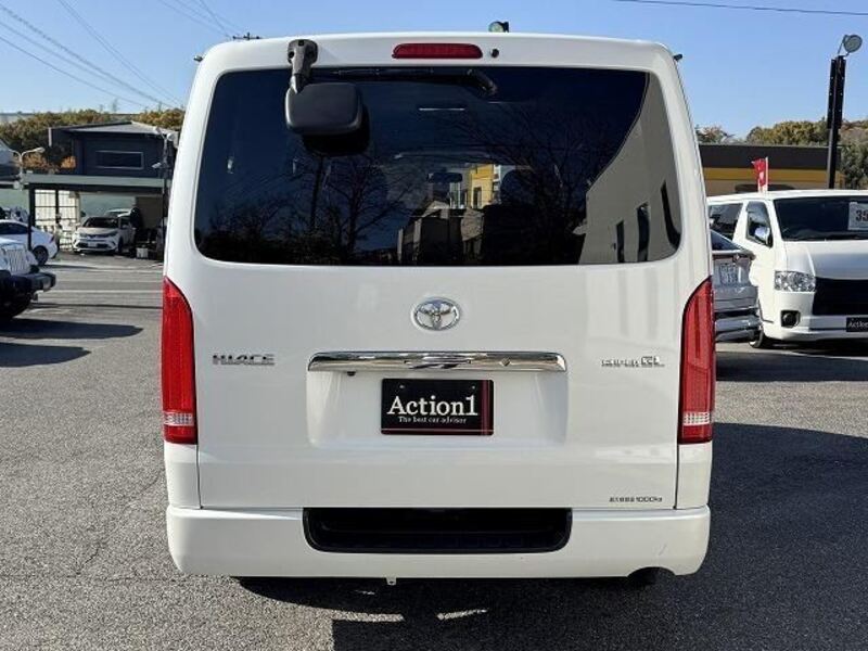 HIACE VAN