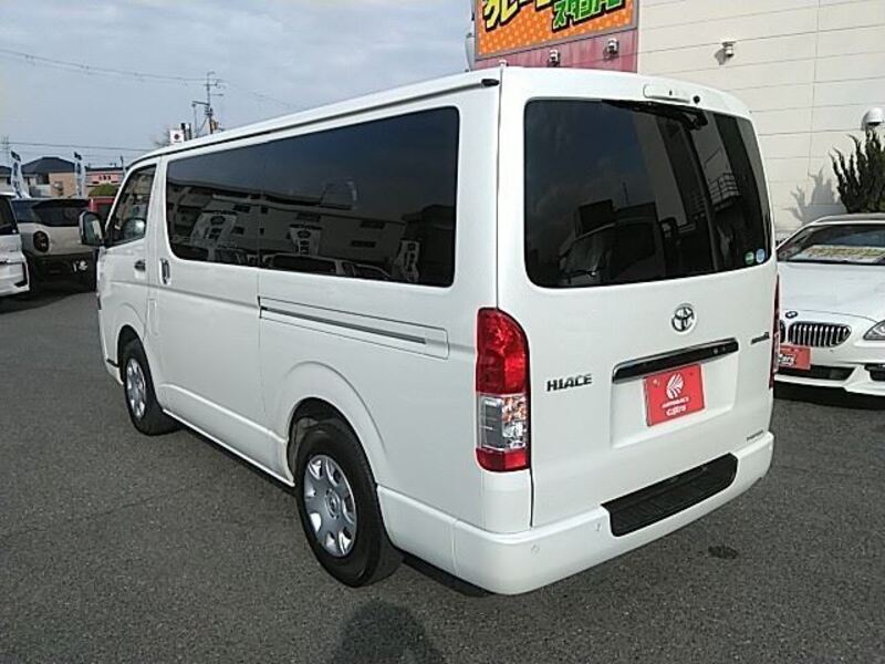HIACE VAN