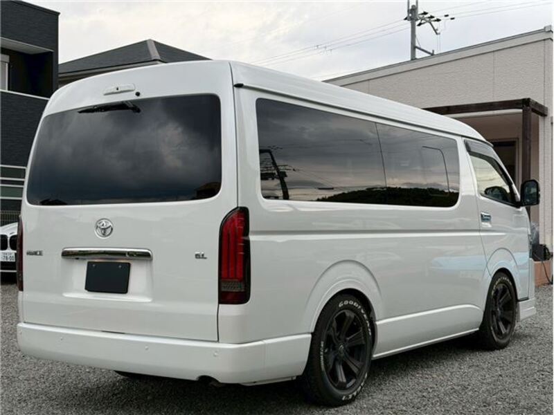 HIACE
