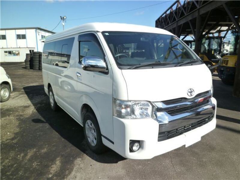 HIACE