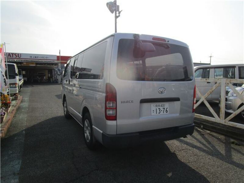 HIACE VAN
