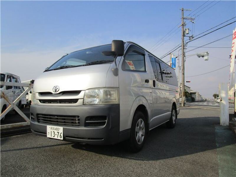 HIACE VAN