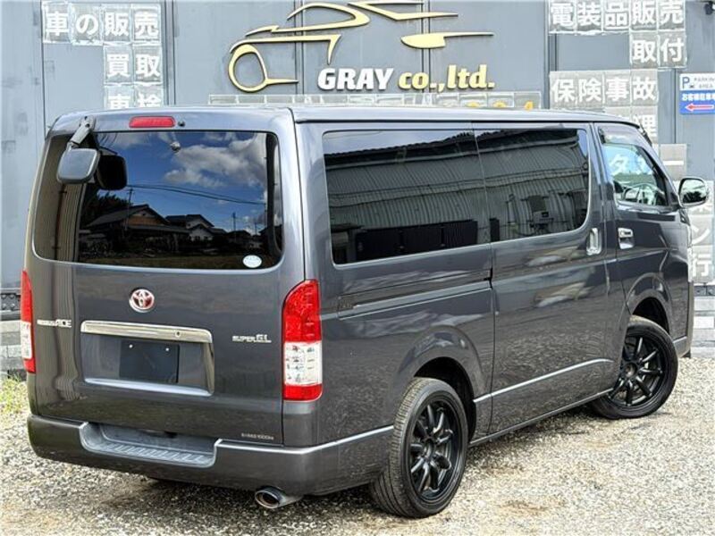 HIACE VAN