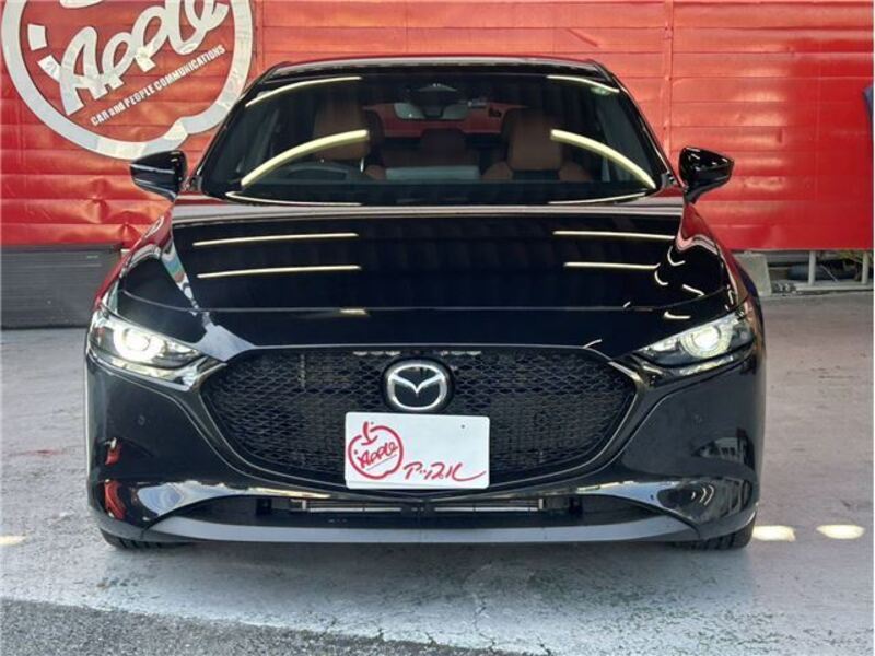 MAZDA3