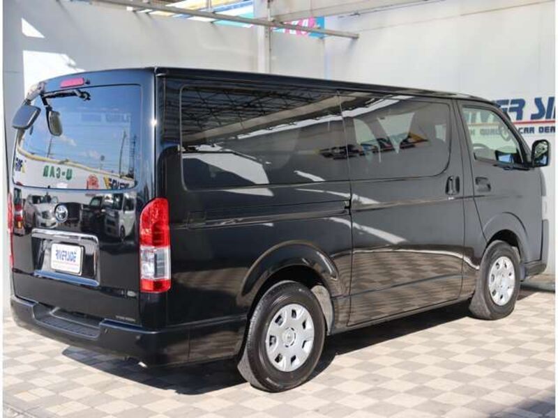 HIACE VAN