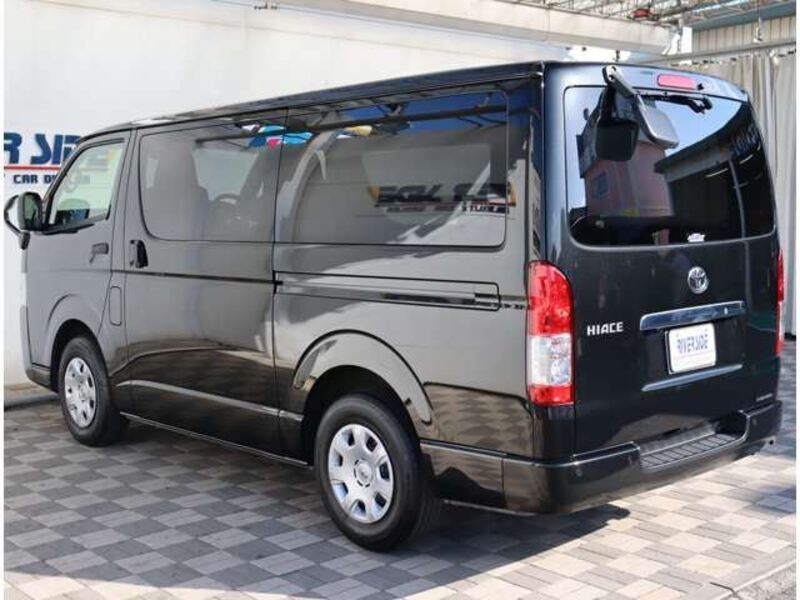 HIACE VAN