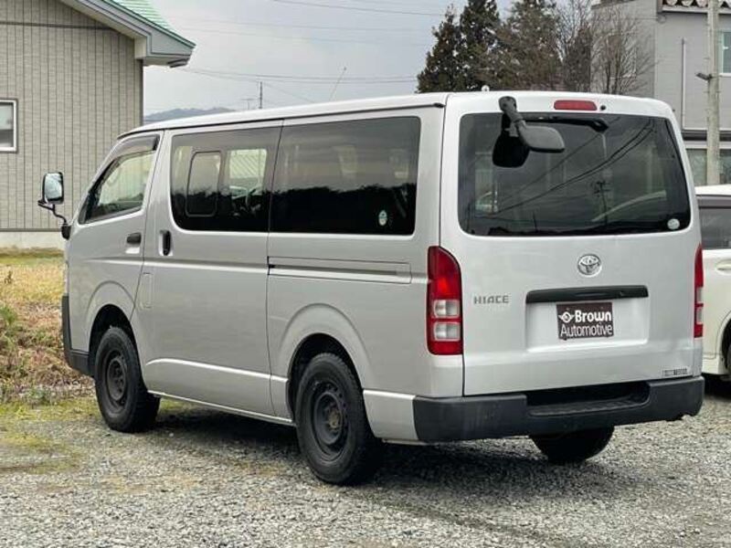 HIACE VAN