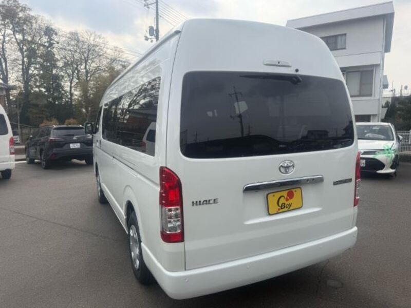 HIACE
