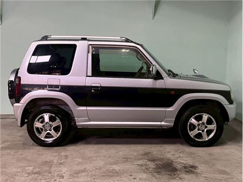 PAJERO MINI