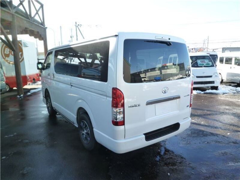 HIACE