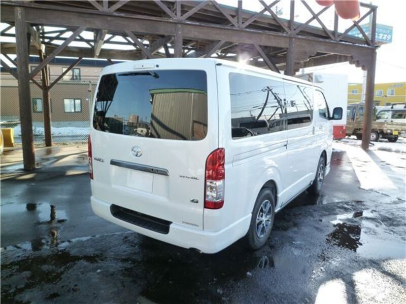 HIACE