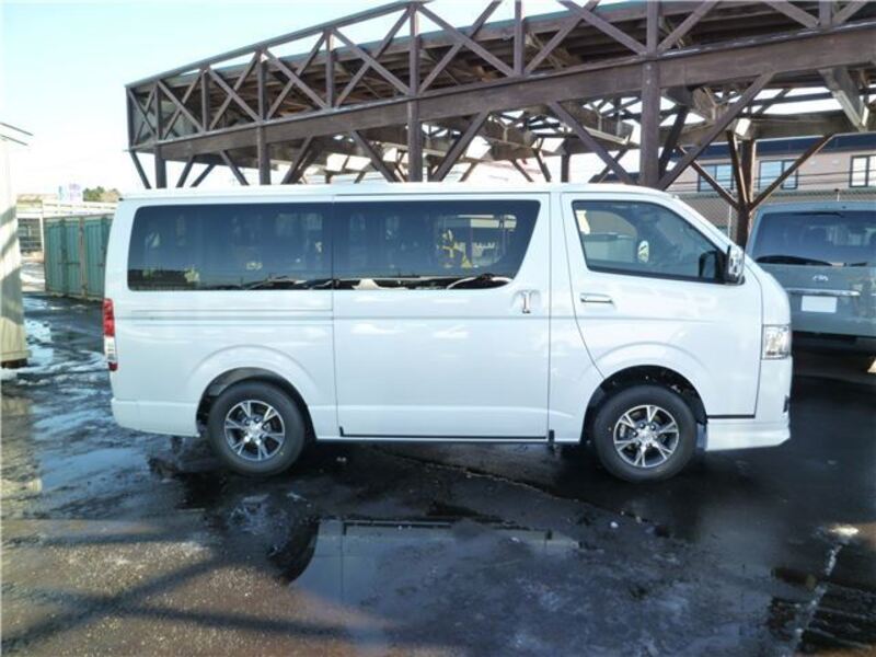 HIACE