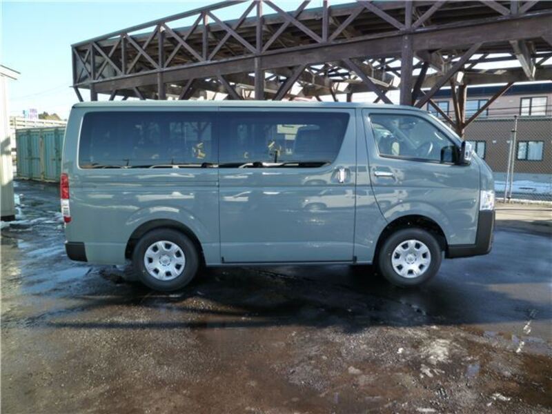 HIACE
