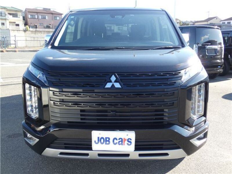 MITSUBISHI DELICA D5