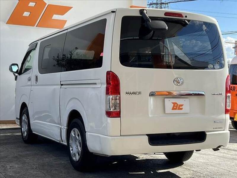 HIACE VAN