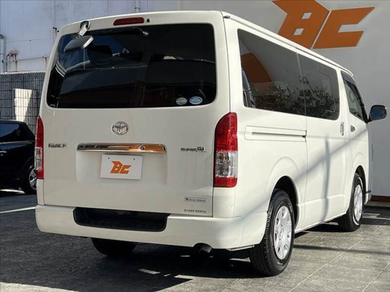 HIACE VAN