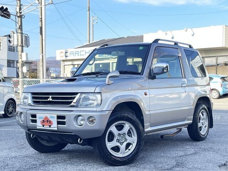 MITSUBISHI PAJERO MINI