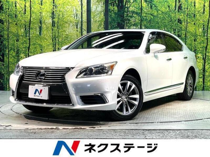 LEXUS LS