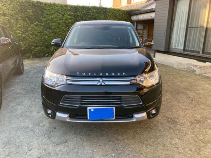 MITSUBISHI OUTLANDER PHEV
