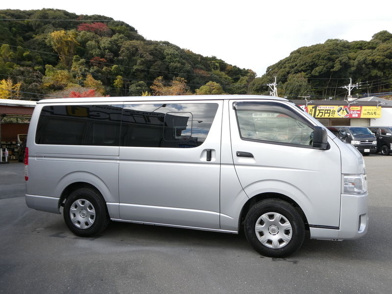 HIACE VAN