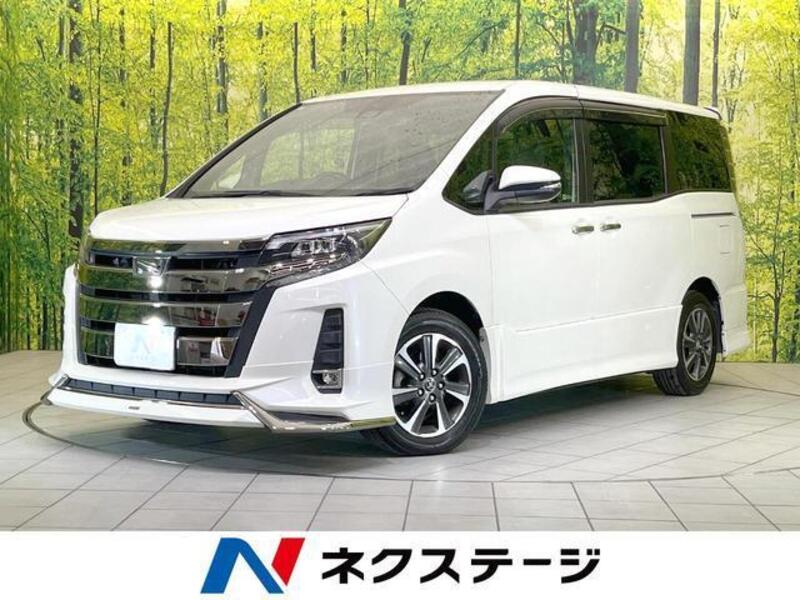 TOYOTA NOAH