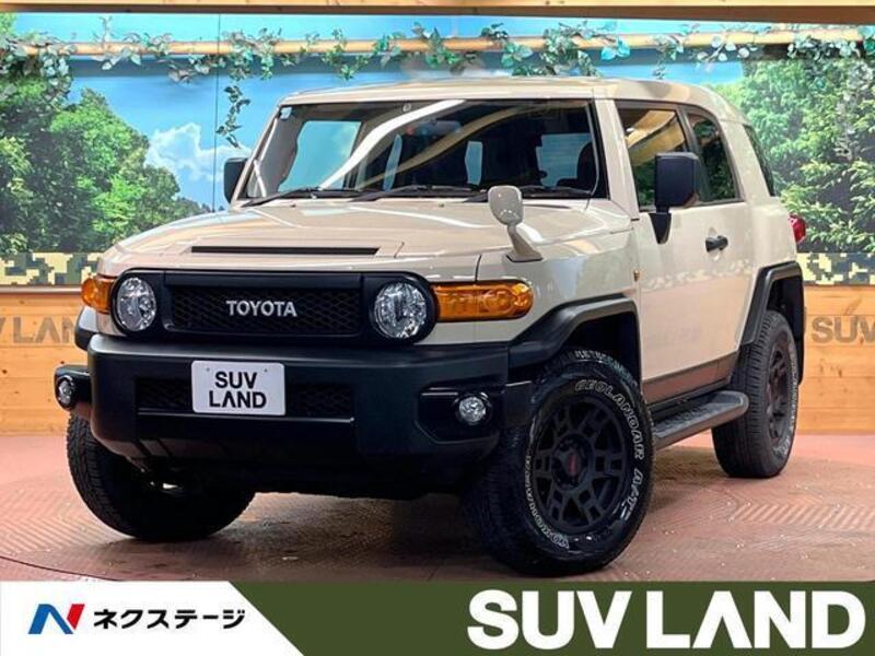 TOYOTA FJ CRUISER