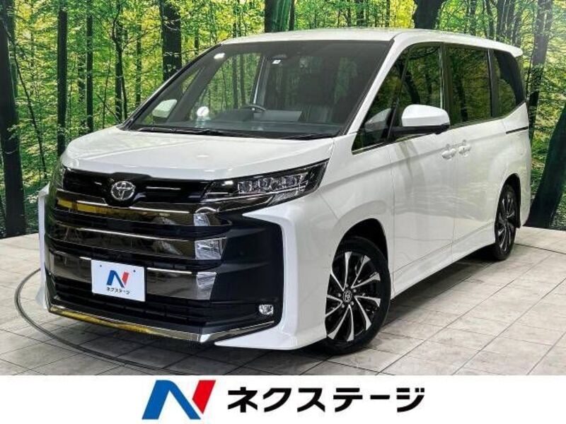 TOYOTA NOAH