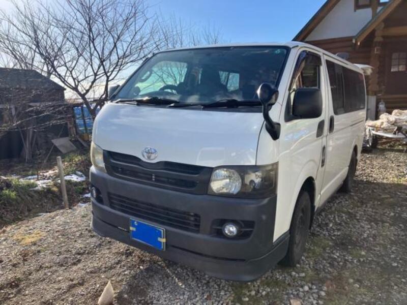 HIACE VAN