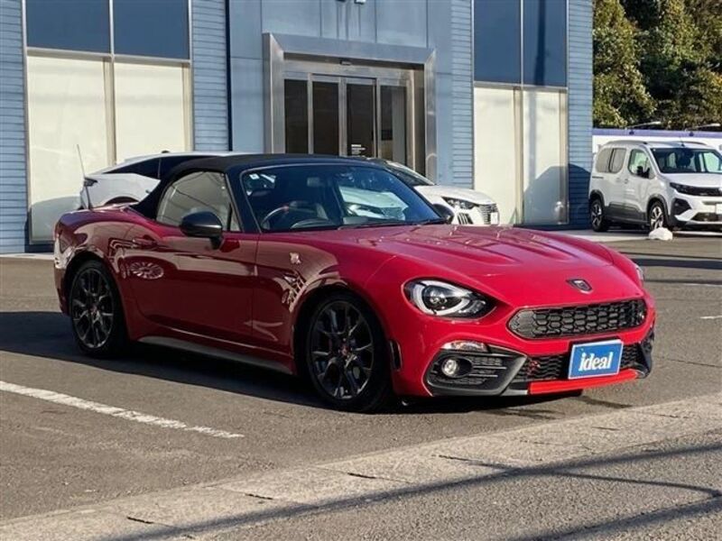 ABARTH 124 SPIDER