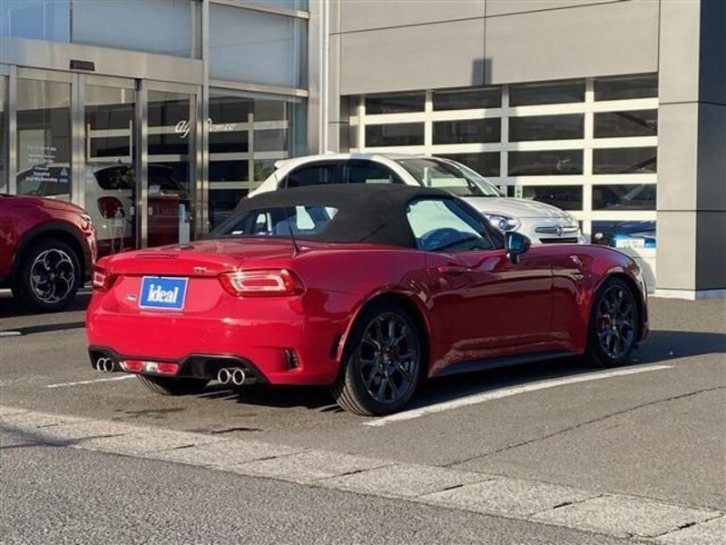 ABARTH 124 SPIDER