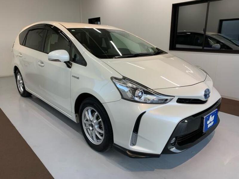 PRIUS ALPHA
