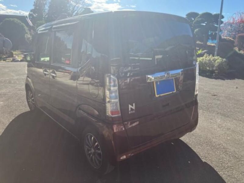 N BOX