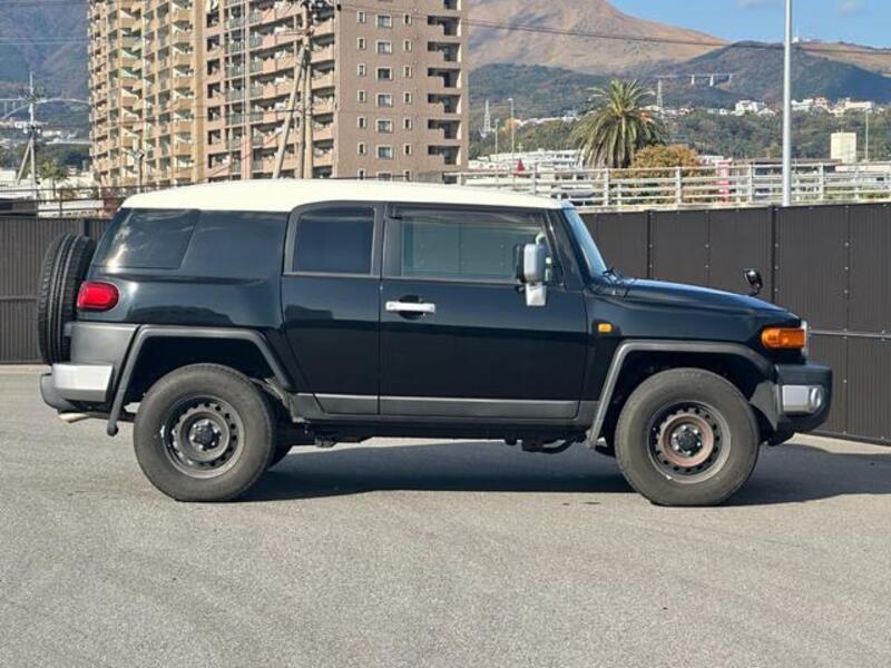 FJ CRUISER