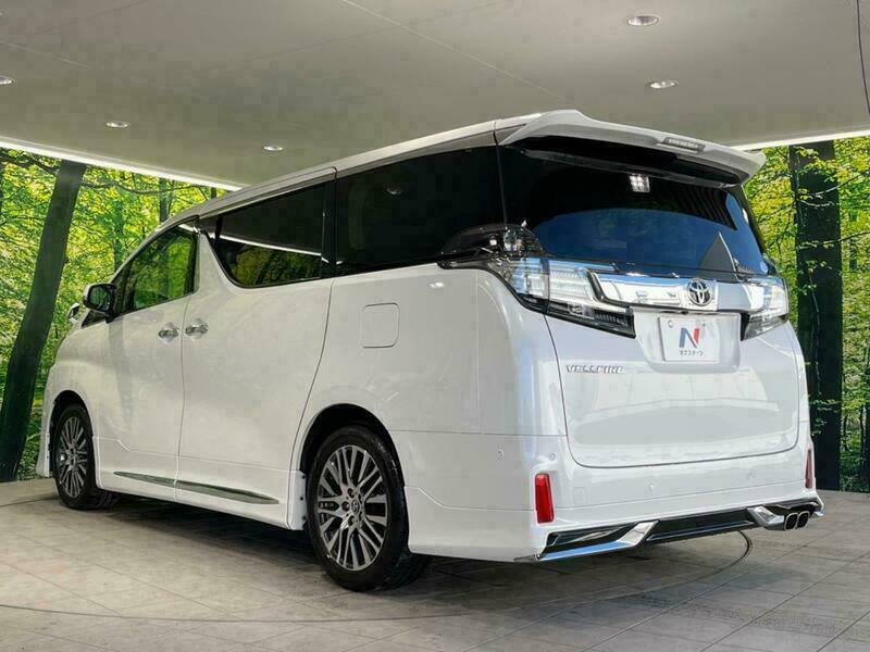 VELLFIRE-37