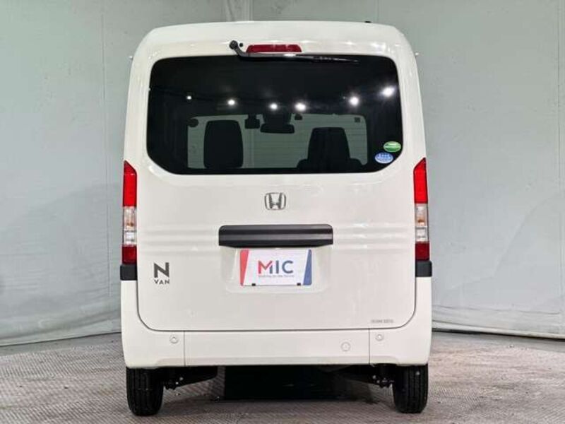 N-VAN