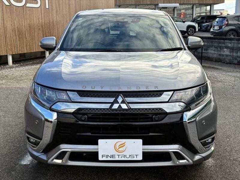 OUTLANDER PHEV