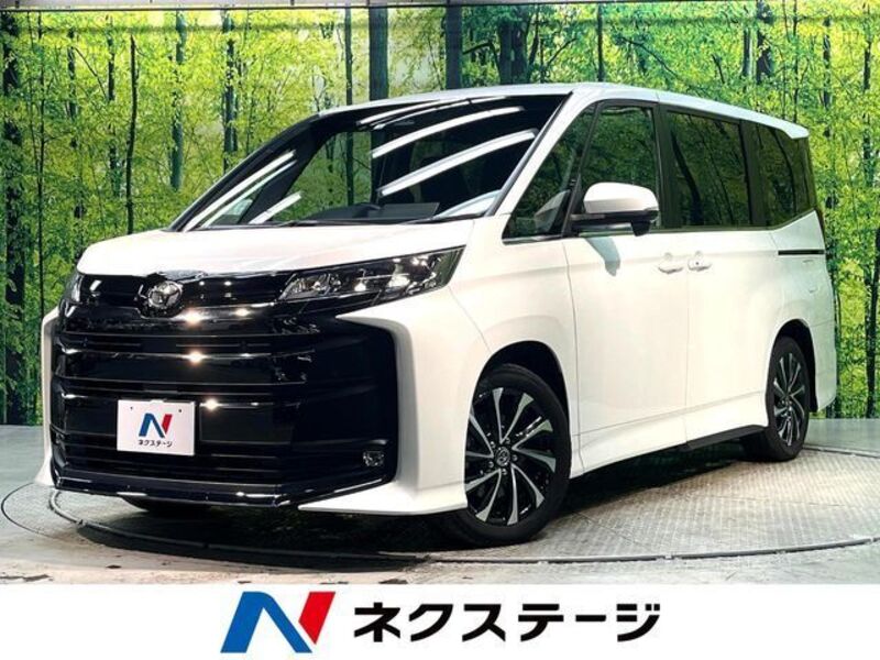TOYOTA NOAH