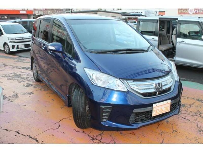 HONDA FREED HYBRID