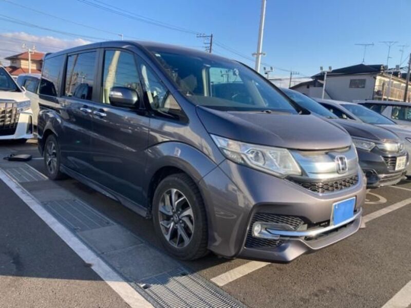 HONDA STEPWAGON SPADA