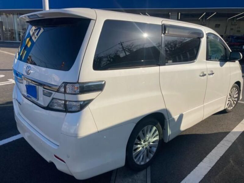 VELLFIRE
