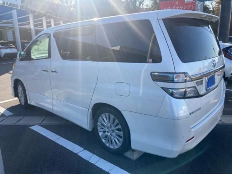 VELLFIRE