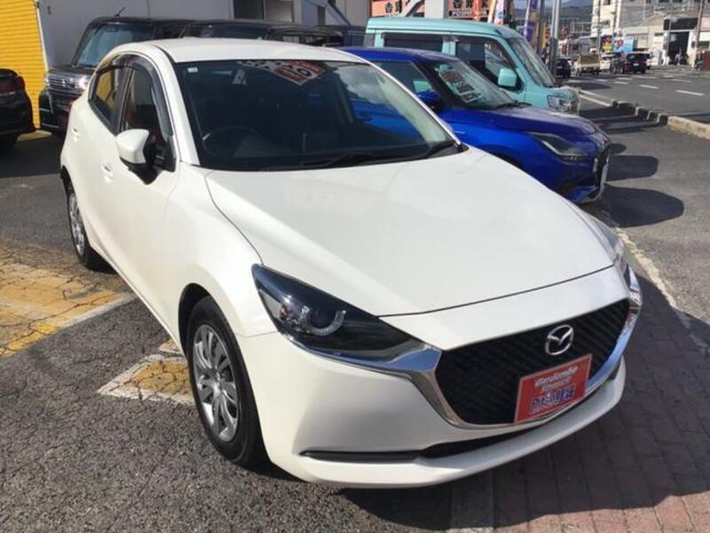 MAZDA2