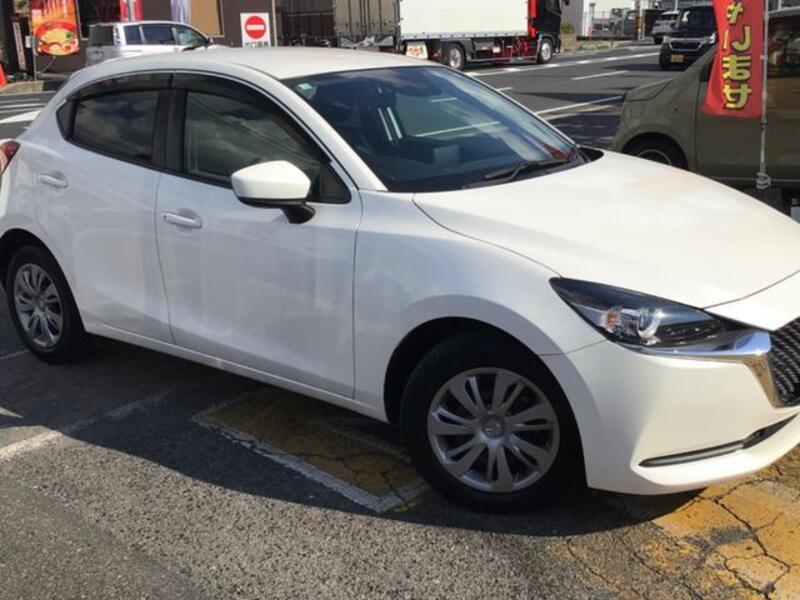 MAZDA2
